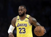 关于詹姆斯重返赛场，比赛规则变更首场状态出色，热火观众沸腾！再创辉煌时刻的信息